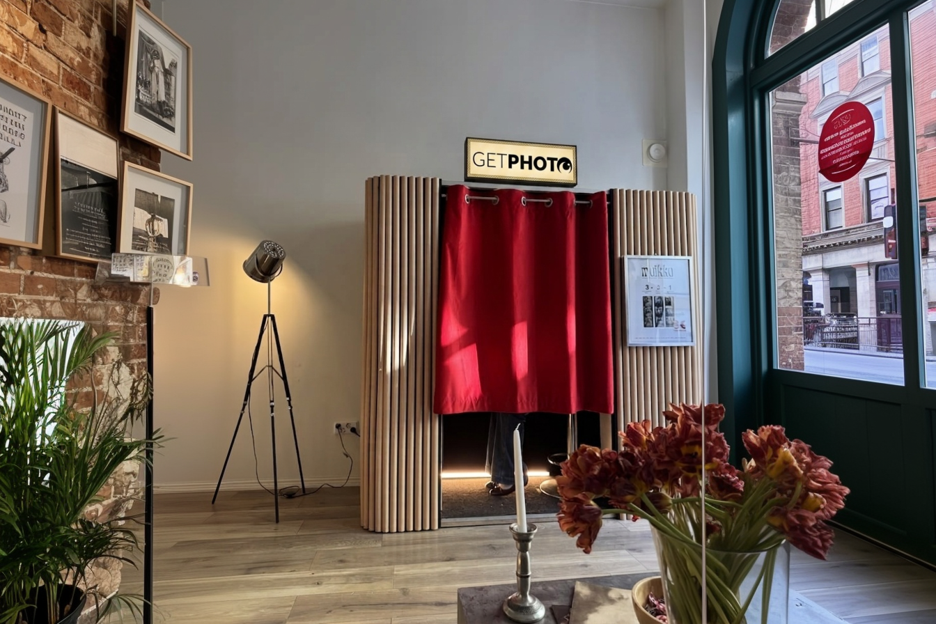 Interior de cabina cerrada para invitados